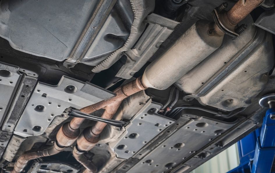 Vehicle exhaust system inspection and service
